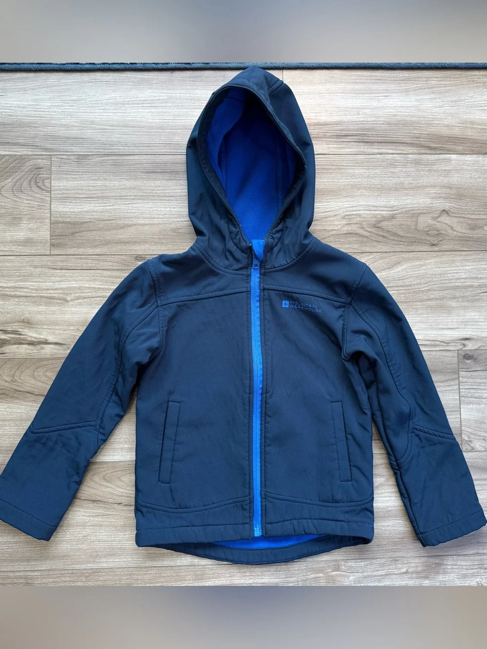 Mountain Hardware Exodus Kids softshell Fleece Boys size 5-6 Navy Blue